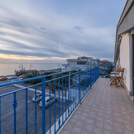 Orizzonte In Blu Villa Anzio Exterior photo